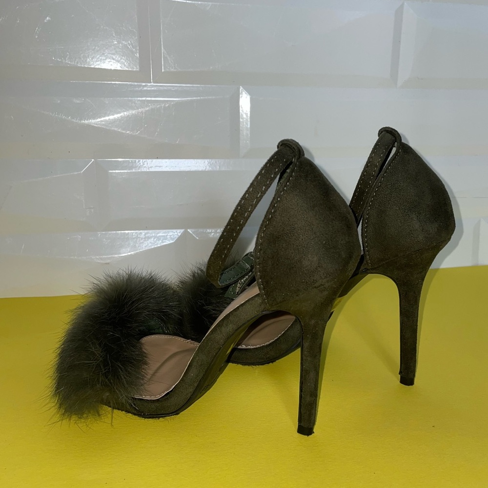 Forever Rubina Forest Green Heels. Size 6.5 - Picture 3 of 8